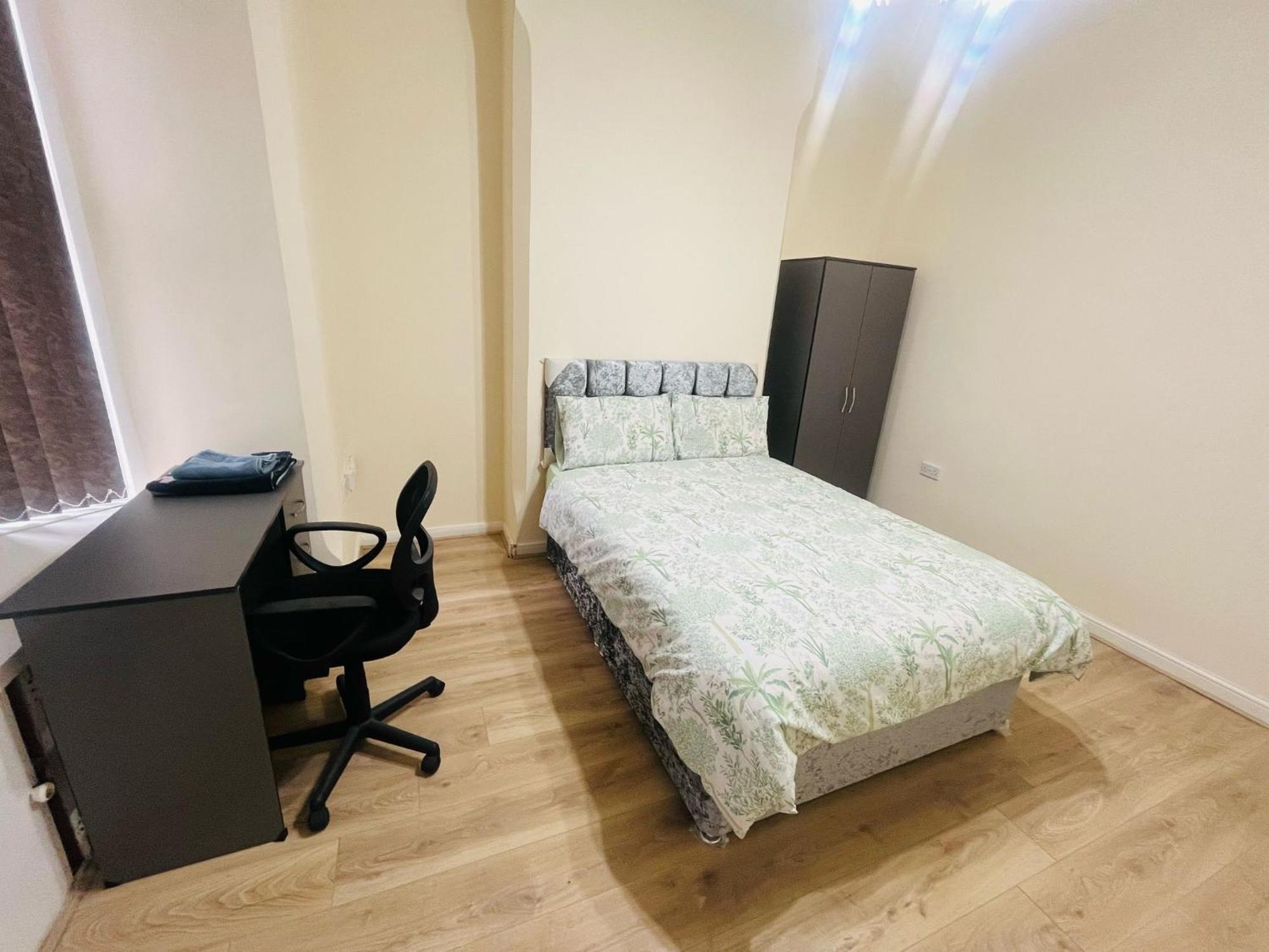 Double Near Railway Station & Football Ground 88 Habitación en casa particular Nottingham